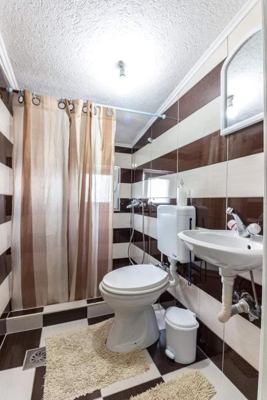 Engin-Beo Rooms - Struga Exteriör bild